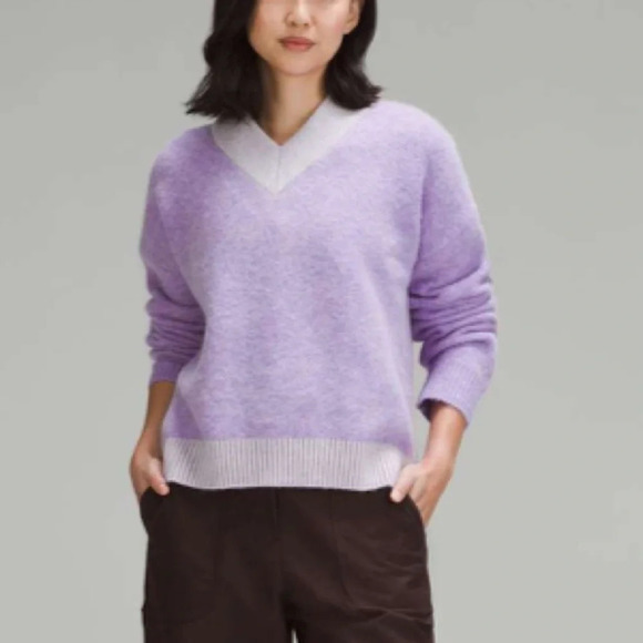 Lululemon Alpaca Wool alpaca V-Neck Sweater purple 27186 - Picture 1 of 12